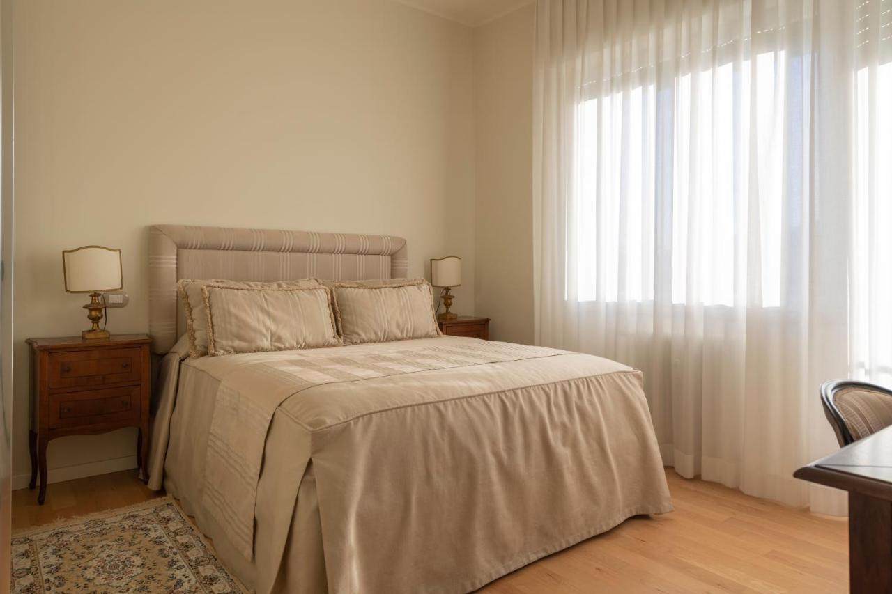 Casa Gramsci Luxury Apartment Πέζαρο Εξωτερικό φωτογραφία