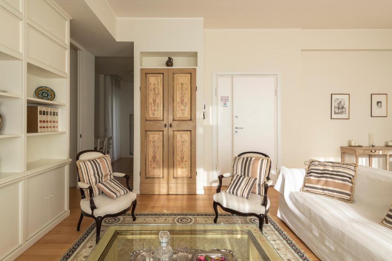 Casa Gramsci Luxury Apartment Πέζαρο Εξωτερικό φωτογραφία