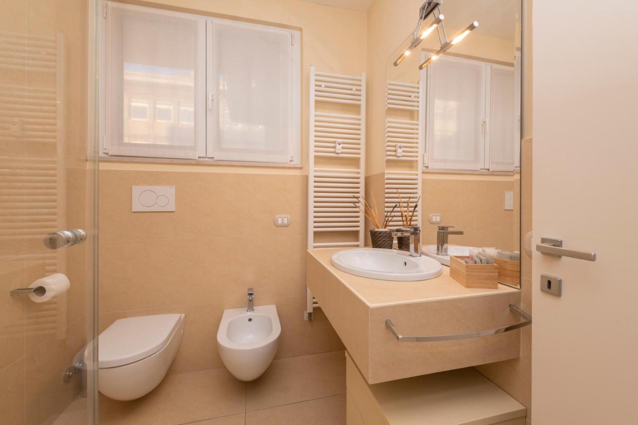 Casa Gramsci Luxury Apartment Πέζαρο Εξωτερικό φωτογραφία